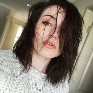 Meet your Posher, Gabrielle